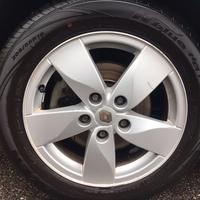 4 CERCHI IN LEGA DA 16" + CATENE NEVE 090