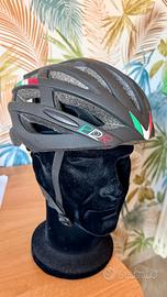 casco monopattino con luce