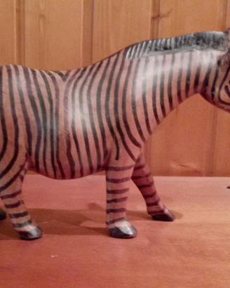Scultura africana di zebra