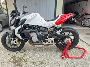 Mv agusta brutale 800