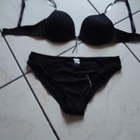 intimo Lovable con strass