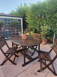 Tavolo da esterno allungabile in legno con 4 sedie