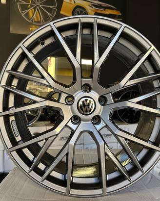 Cerchi Volkswagen raggio 19 NUOVI cod.23982