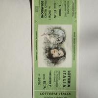 Biglietti e cartoline lotteria Italia
