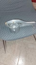 Spremiagrumi  in Alluminio vintage 