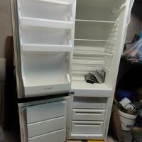 Frigorifero ELECTROLUX con Congelatore