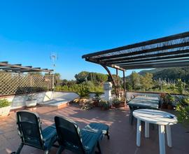 Casa con terrazza libero da settembre a giugno