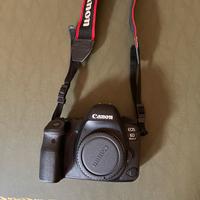 Canon Eos 6 D Mark II reflex praticamente nuova