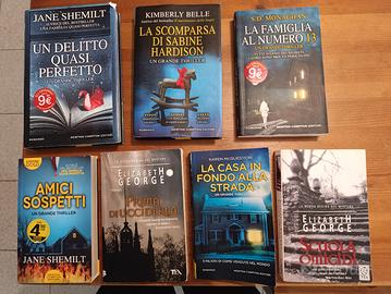 7 libri  genere Gialli vari autori 