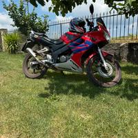 Honda cbr 125r