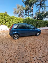 Ford fiesta 1.4 tdci 