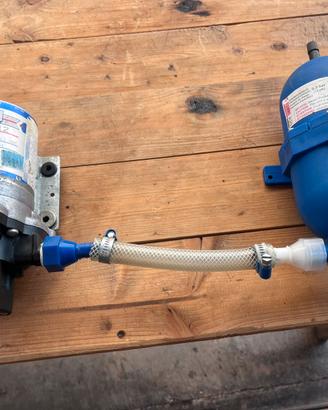 Pompa e vaso espansione 12 volt.