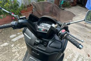 Suzuki Burgman 400