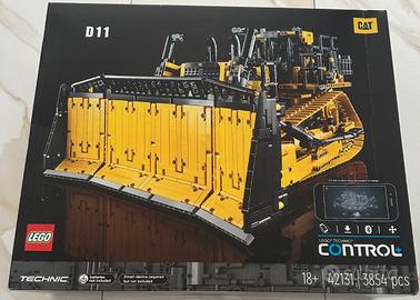 LEGO 42131 Bulldozer Cat D11