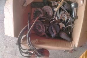 Materiale per auto epoca