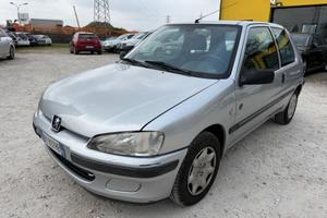 Peugeot 106 1.1i cat 3 porte Open Neopatentati