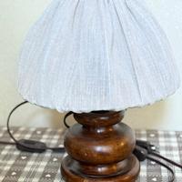 Coppia di abat-jour in legno massiccio