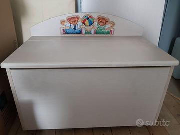 Cassapanca  porta giocattoli e Armadio