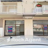 LOCALE COMMERCIALE TRASFORMABILE IN DUE UNITÀ ABIT