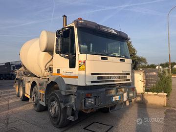 Iveco Trakker 410E42 betoniera Cifa
