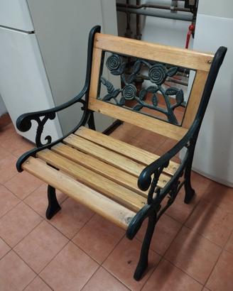 Poltrona in legno e ghisa