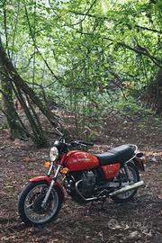 Moto Guzzi V35 II