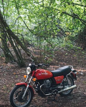 Moto Guzzi V35 II
