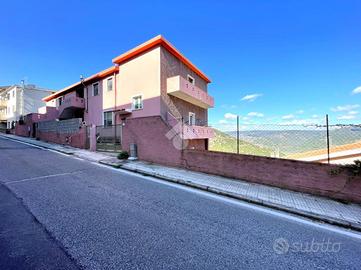 Quadrivano vicinissimo al centro