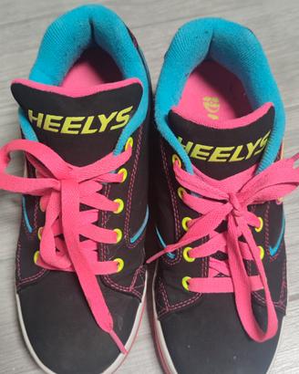 Scarpe Heelys  con rotelle N. 36,5