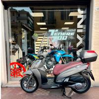 PEOPLE 300 SOLI 11000 KM CONTO VENDITA