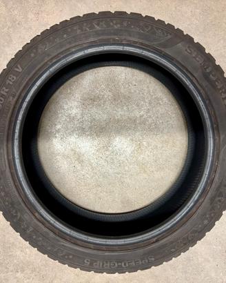 Gomme invernali Semperit SG5 215/50 R18 92V