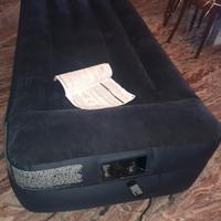 Materassino gonfiabile Intex