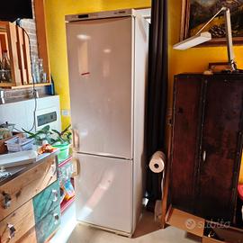 frigorifero miele 2 metri libero posizionamento