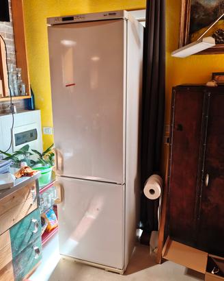 frigorifero miele 2 metri libero posizionamento