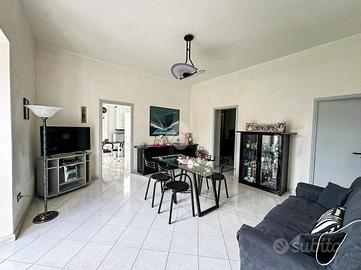 3 LOCALI A SAN LUCIDO