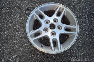 Cerchio In Lega Da 16" Per Jeep Grand Cherokee WJ