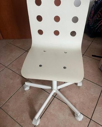 Letto  singolo con sottotetto estraibile e sedia