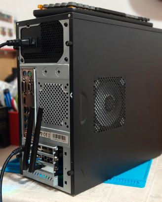 PC Gaming leggero e studio