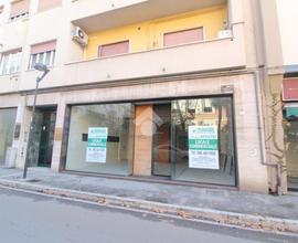 NEGOZIO A PESCARA