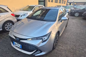 TOYOTA Corolla 2.0 Hybrid Business