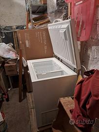 Congelatore a pozzetto grande