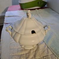 soprammobile vintage in porcellana