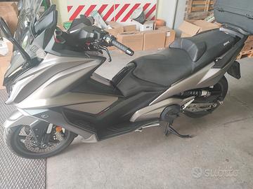 Kymco AK 550 - Patente A2