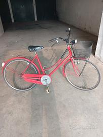 bici  da passeggio ruote 28 perfettamente funziona