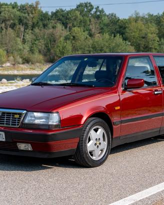 Lancia Thema 8.32