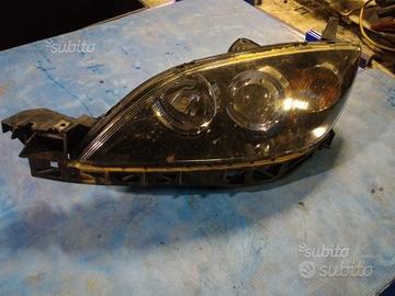 Fanale anteriore sx mazda 3 anno 2005