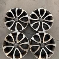 4 cerchi usati 17 pollici originali Nissan Juke co