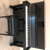 pianoforte SAMICK SU-121