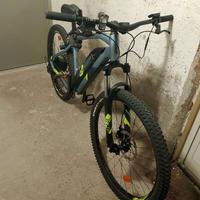 Bicicletta MTB rockrider elettrica