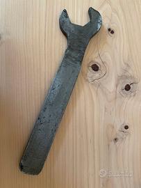 Chiave inglese antica